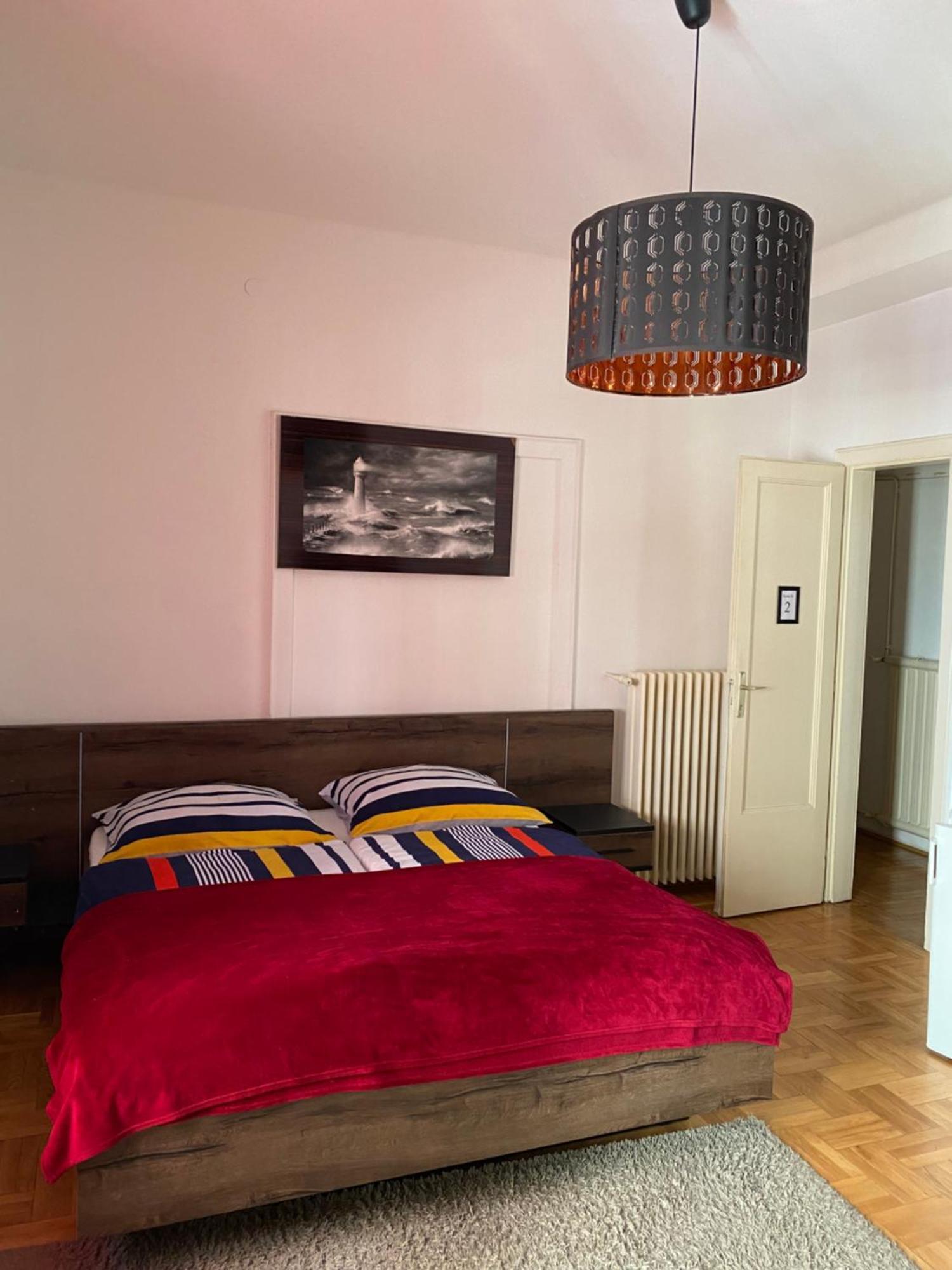 Apartment And Rooms Heart Of The City Budapest Exterior foto